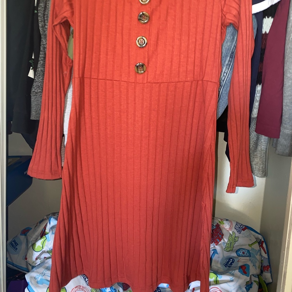 dress - Picture 2 of 2